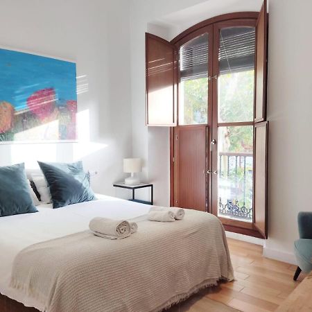 Homeyseville-Luxury Apartment Arenal 6 Pax, Parking Optional Dış mekan fotoğraf